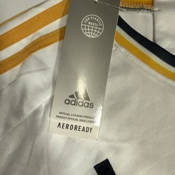 Adidas Real Madrid Home Jersey Men's Medium M‎ NWT Aeroready Emirates Fly Better